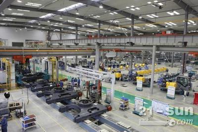 徐工高質(zhì)量發(fā)展打造登頂世界工程機(jī)械珠峰的&ldquo;中國方案&rdquo;